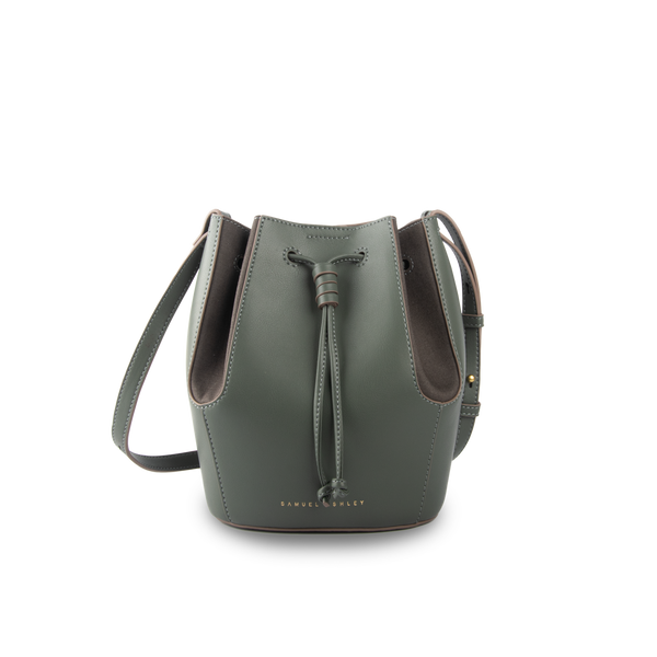 CHANEL オリーブグリーン スエード ヒール 37 Chantal-Earth Green – Samuel Ashley Japan